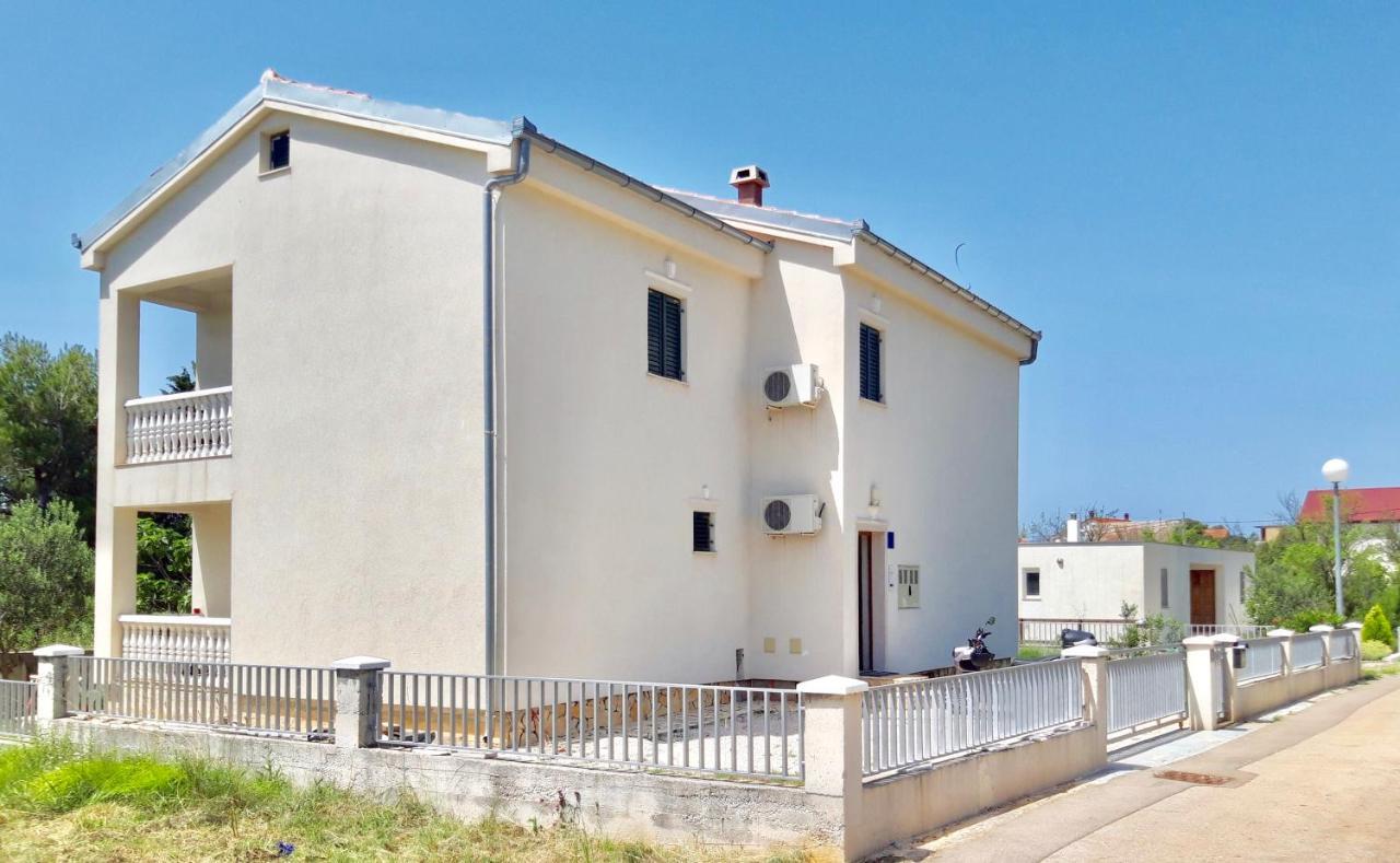 Apartment Pepa Starigrad Paklenica Exterior foto